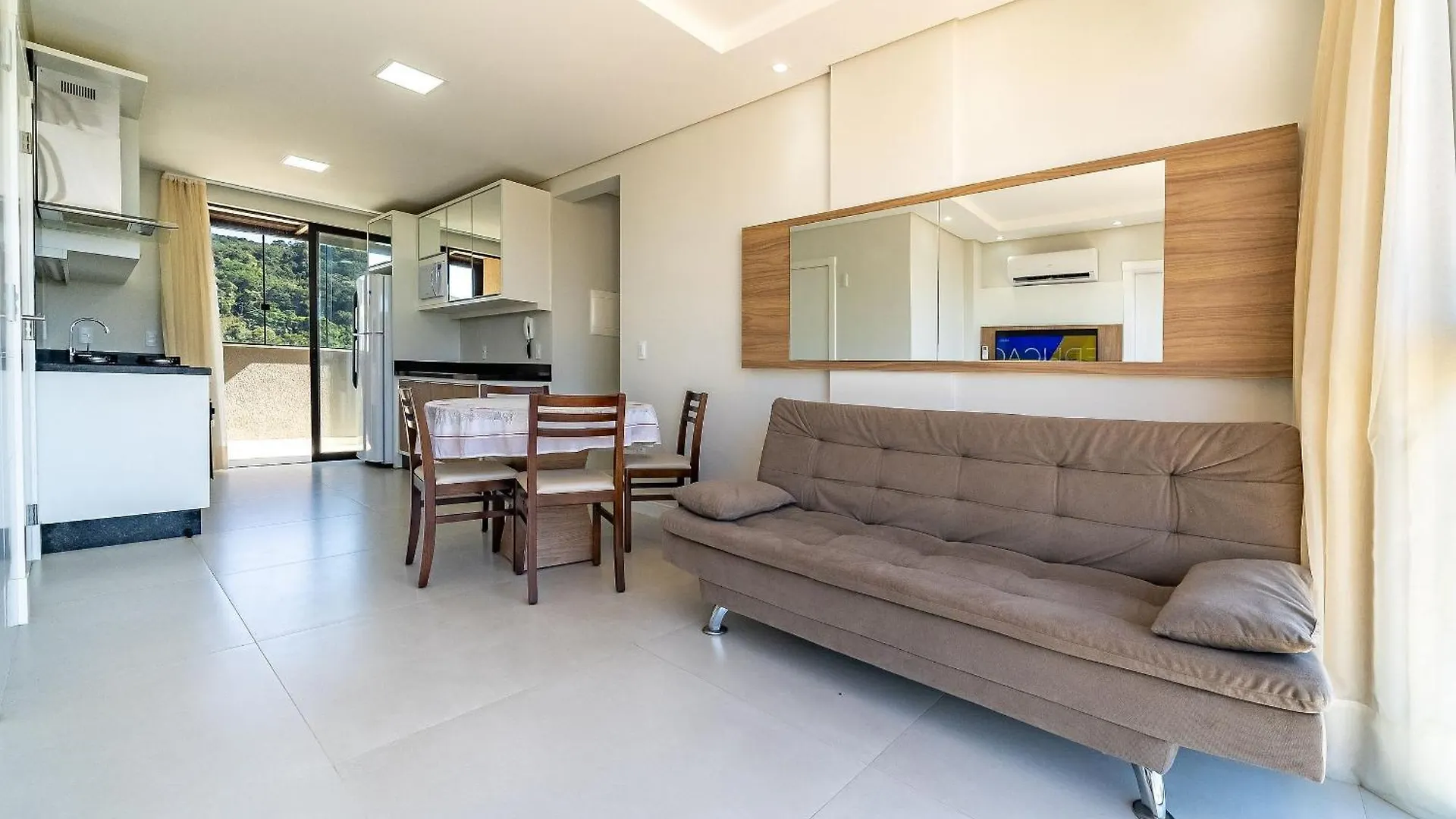 182 - Lindo Apartamento 2 Suites Em Mariscal Bombinhas Appartement