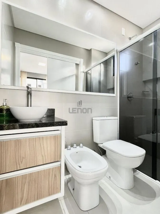 182 - Lindo Apartamento 2 Suites Em Mariscal Bombinhas Lägenhet
